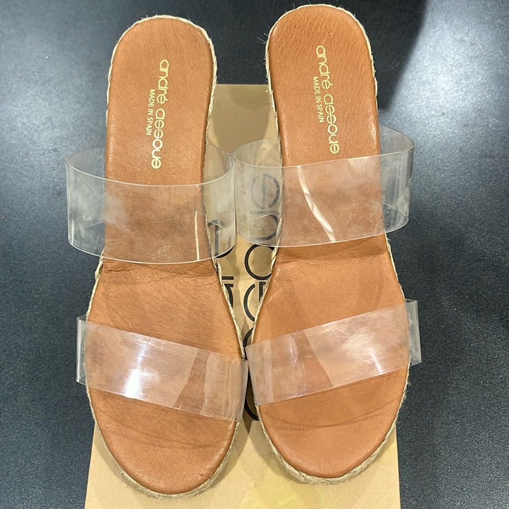 Andre Assous clear wedge